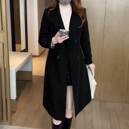 Saraluna Kath | Sophisticated Trench Coat