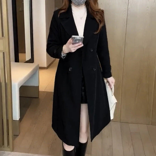 Saraluna Kath | Sophisticated Trench Coat